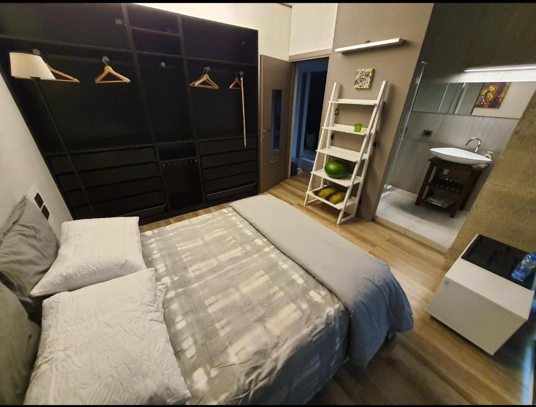 Cristallo Private Double Room & Ensuite Open Space Bathroom With Views Fontanelice 外观 照片